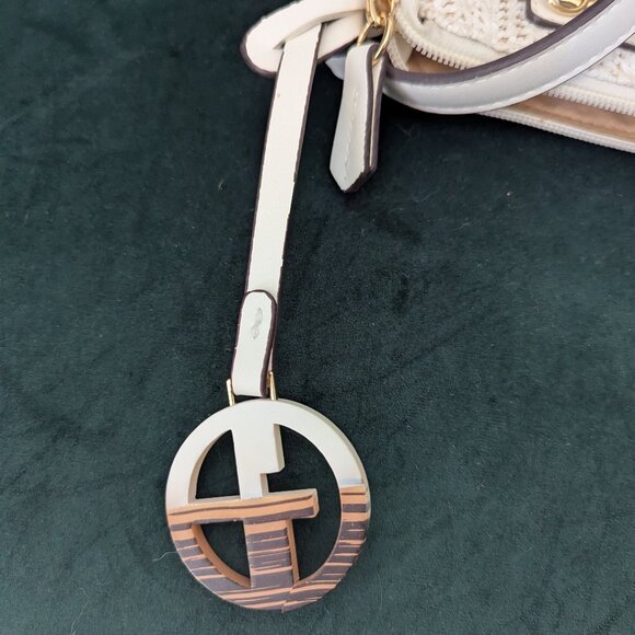 Giani Bernini White Classic Straw North South Crossbody EUC - Picture 10 of 12